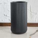 Blaque Ceremic Vase